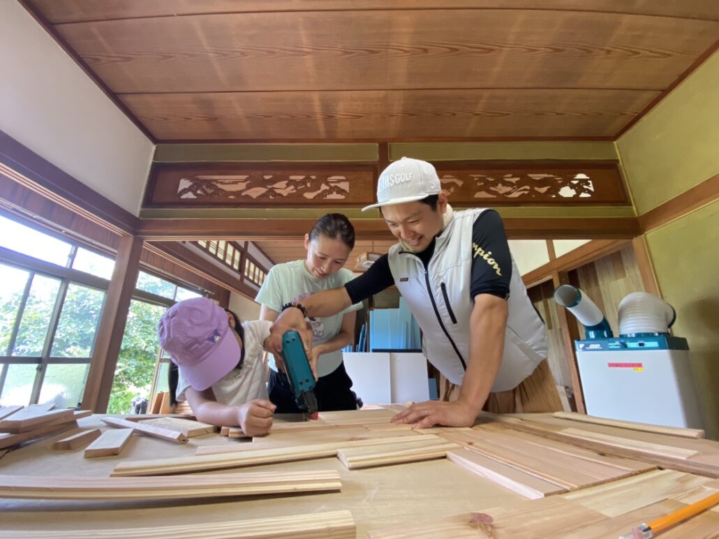 【イベントレポート】アートな壁、杉の玄関、漆喰のぬくもり。DIY最終章、完結!