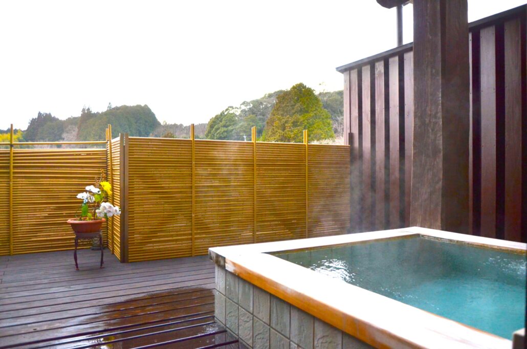 【あさぎり山荘ひばり】山の静けさに包まれる、心ほどける宿